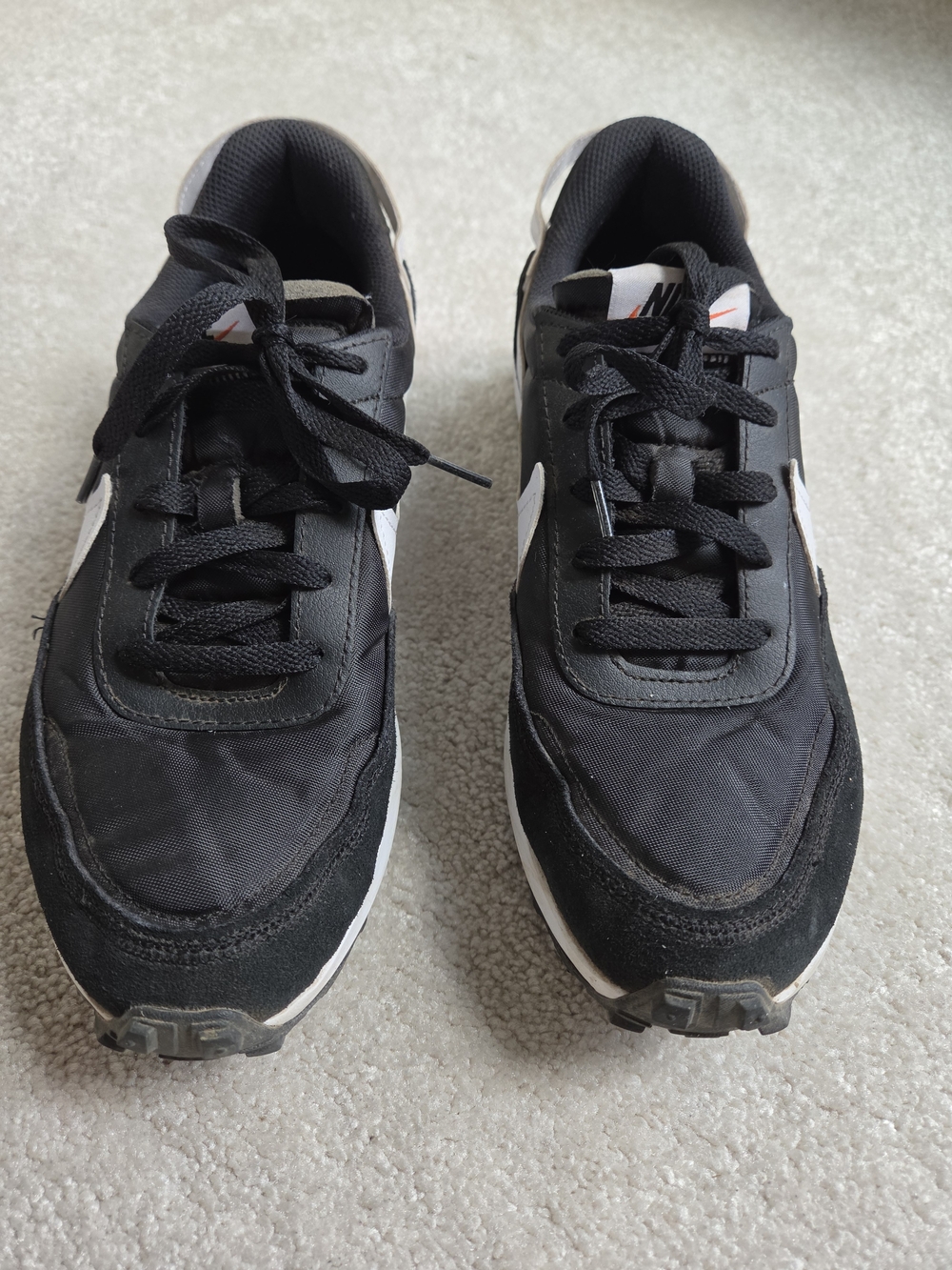 Nike Waffle Debut Women's Black White Sneakers Size 9.5 - Picture 7 of 9